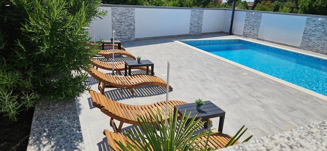 Villa Silver Starigrad Paklenica Exterior foto
